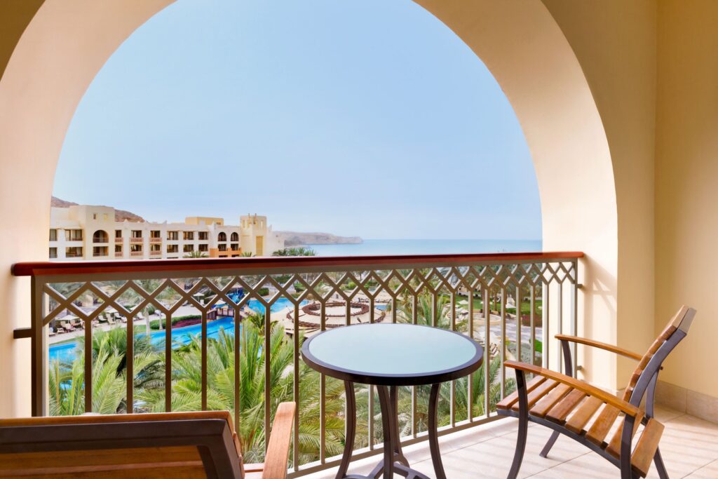 Al Waha Bedroom Balcony, Shangri-La Muscat
